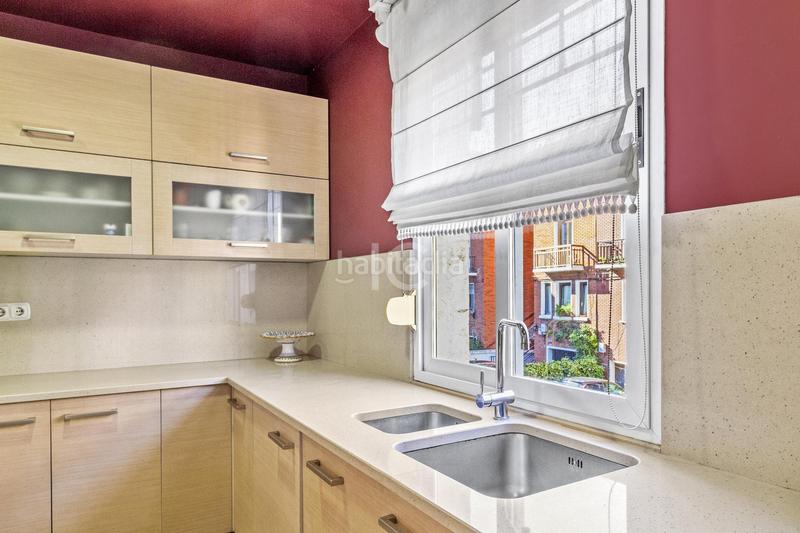 Foto 03319fac-fa46-4667-8722-9f919e9192b7. Casa pareada casa en Las Arenas Getxo