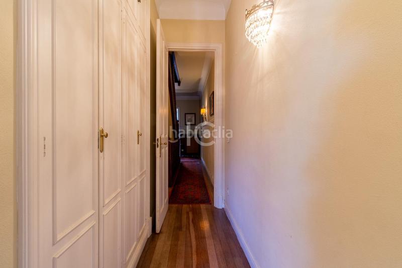 Foto 1d60450b-e2f1-49e9-83bb-1819b12de9e4. Casa pareada casa en Las Arenas Getxo