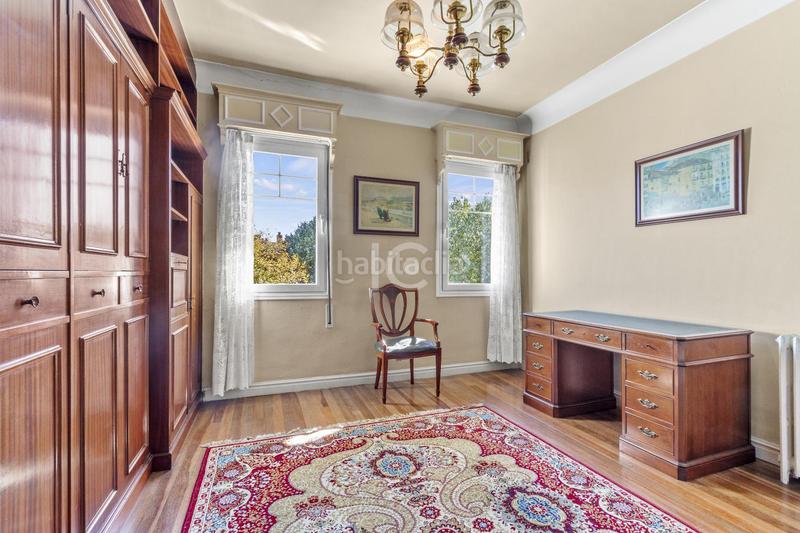 Foto 3e841194-6218-4eed-824a-43bced9182b9. Casa pareada casa en Las Arenas Getxo