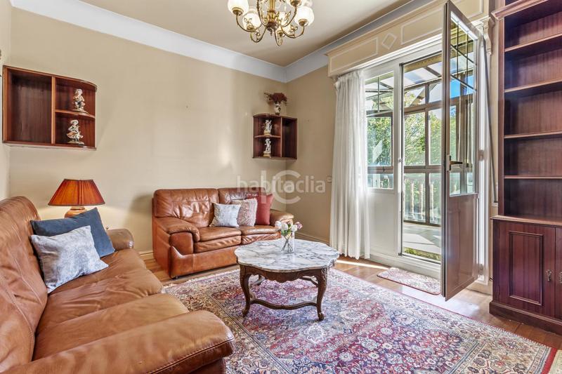 Foto 46fb47a2-208b-45e6-8a34-e08aad7f7c56. Casa pareada casa en Las Arenas Getxo