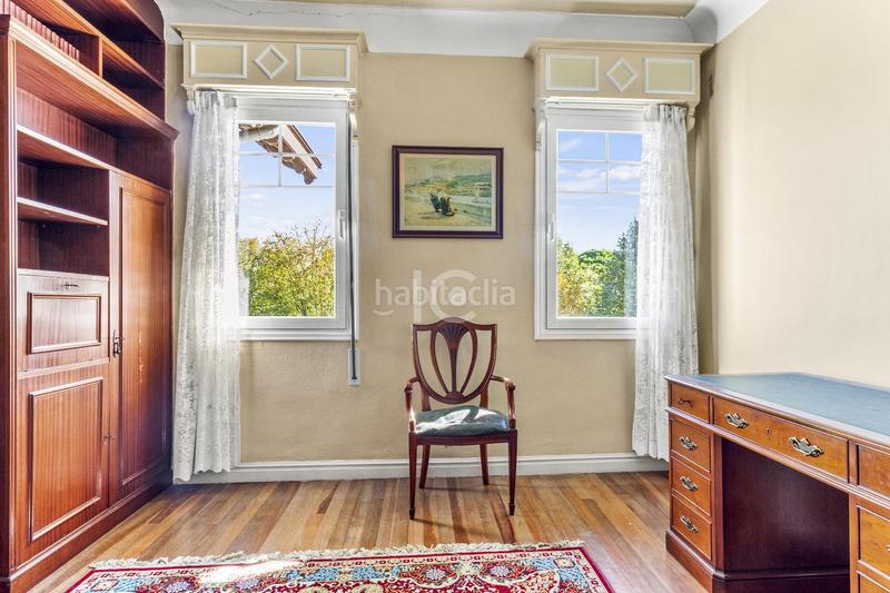 Foto 9c7078dd-d42e-4ab1-8d53-8fac989e43a6. Casa pareada casa en Las Arenas Getxo