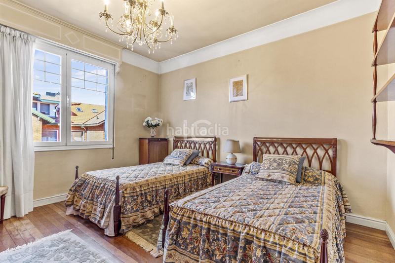 Foto a30bef79-eaea-451c-971f-702cde524d0d. Casa pareada casa en Las Arenas Getxo