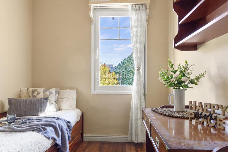 Foto e5eb37d6-90f6-4693-a022-021d22cd6044. Casa pareada casa en Las Arenas Getxo