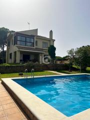 Casa  Mirlo. Conilcasa