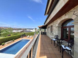 Chalet  Madariaga. Berangochalet