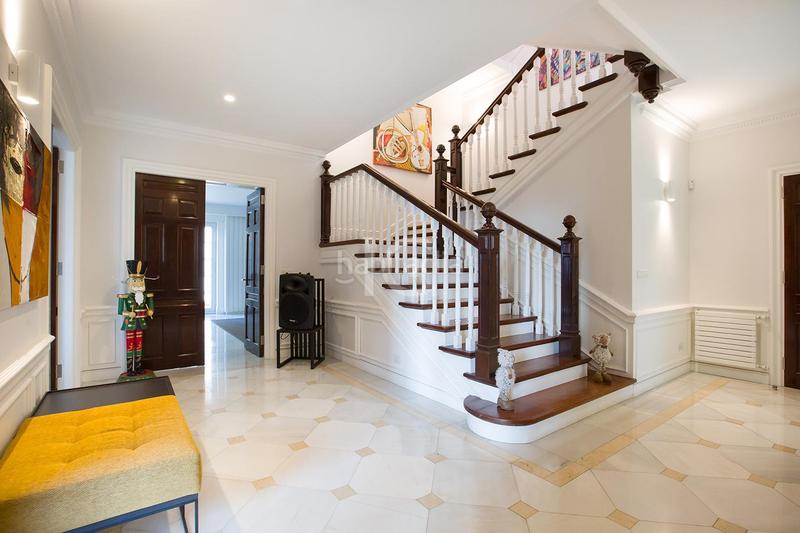 Foto 0cf58dab-651a-444a-b0b0-db5d0e7fd14e. Chalet avec chauffage parking piscine dans Neguri Getxo