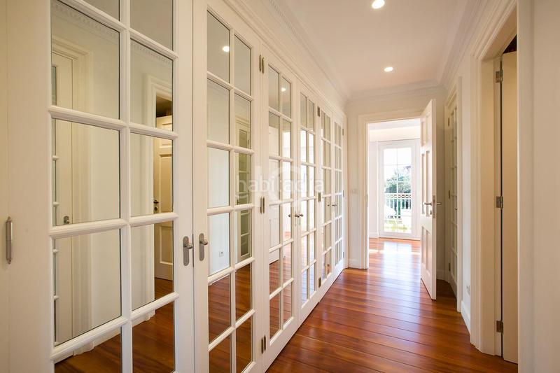 Foto 2043f133-8c75-439b-97d4-e674276c8b1e. Chalet avec chauffage parking piscine dans Neguri Getxo