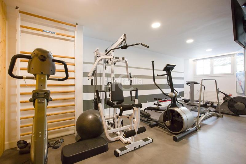 Foto 83b2e9e4-5dc6-447e-93f5-91c87d39c64f. Chalet avec chauffage parking piscine dans Neguri Getxo