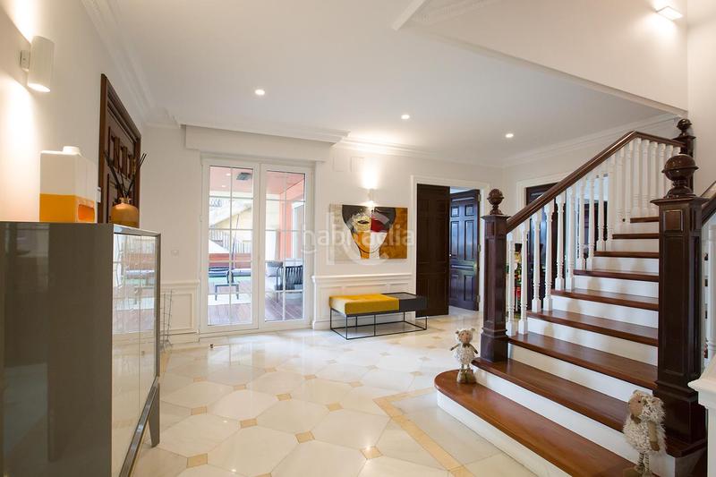 Foto c63a42d1-2f2f-46b2-bc41-5db1df64b459. Chalet avec chauffage parking piscine dans Neguri Getxo