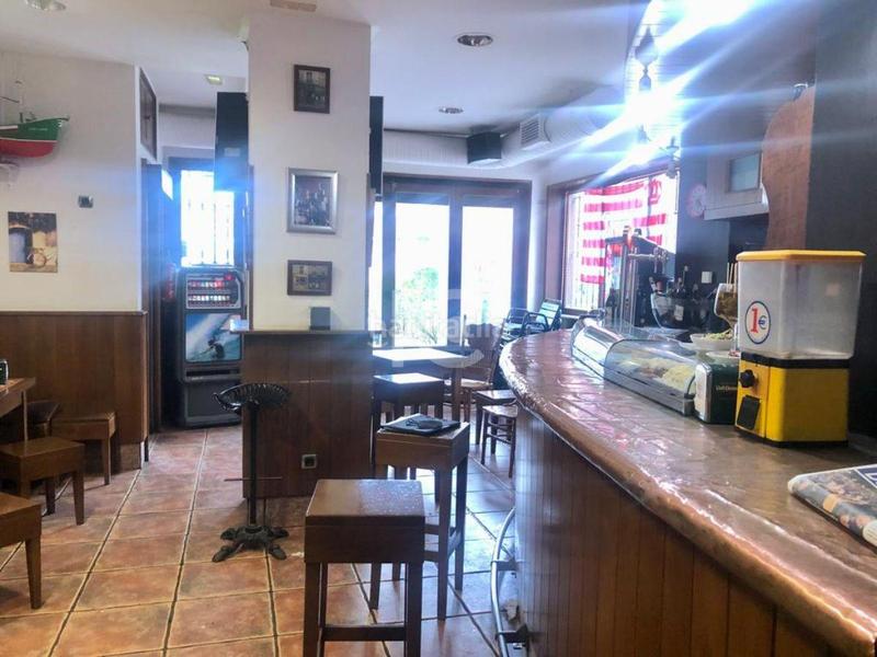 Foto a9dce45b-ed5f-43cf-93f5-b44e64a506bd. Local comercial a santa maría de Getxo Getxo