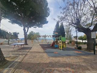 Chalet in Alcaucín. Precioso chalet independiente con alboles frutales