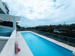 Appartement à Nueva Torrequebrada. Apartamento con piscina y garaje en arroyo de la miel