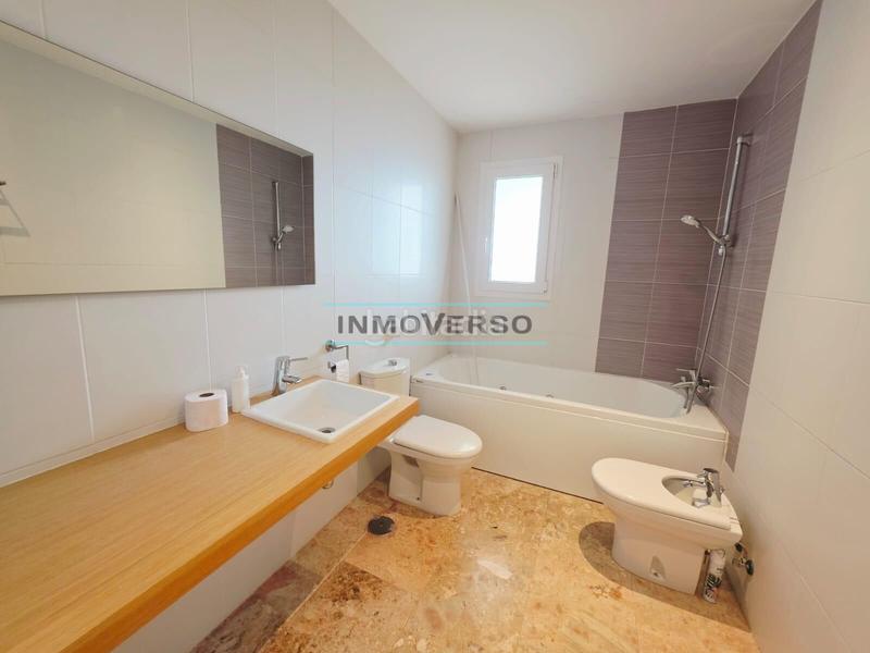 Foto 094b65eb-08c9-476b-a1a2-5f4e1c7f14c6. Miete dachwohnung mit parking pool in Alcaucín