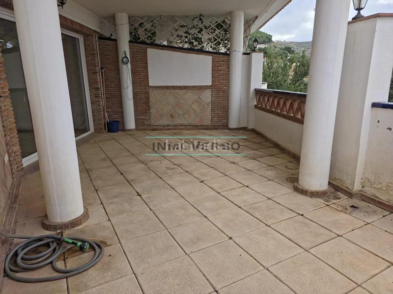 Foto 559f4c25-b8e3-456c-83c0-4526653f1b07. Miete dachwohnung mit parking pool in Alcaucín