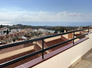 Attico  Calle estados unidos. Ático de 3 dormitorios, 2 baños, terraza, 2 plazas de garaje, pi