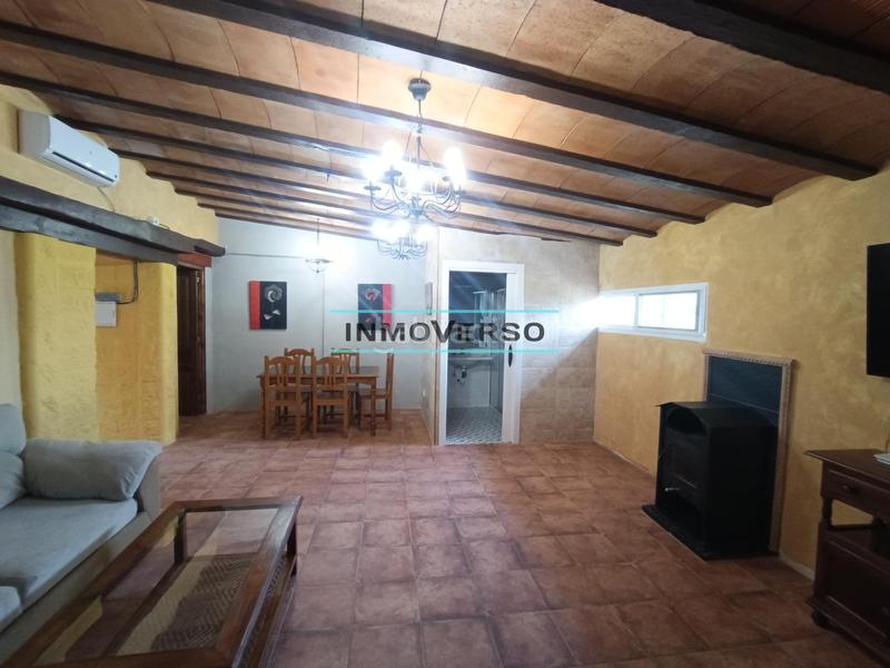 Foto 4d1da663-2051-45ef-a32f-1055a3c9bc56. Maison avec parking dans Moclinejo