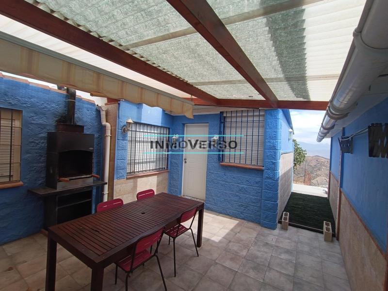 Foto f4d7a562-09d4-428a-b1f5-40211df2ac7f. Miete haus mit parking in Moclinejo