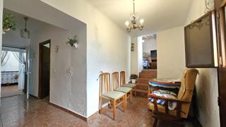 Casa a Benamargosa. Oportunidad en benamargosa  gran casa con potencial para dos viv