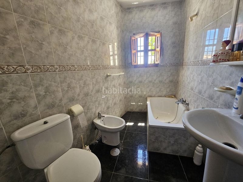 Foto dd9a17bc-caf7-41f6-b89c-a25e7c44e08d. Casa a Viñuela