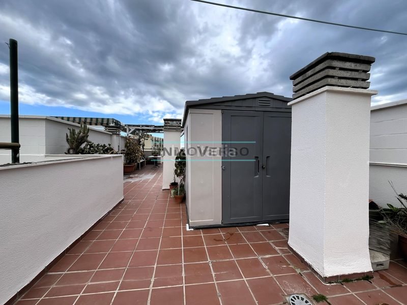 Foto d8c2ad71-fbb0-4f94-ab11-d333b5efd1ad. Àtic amb aparcament piscina a La Cala del Moral Rincón de la Victoria