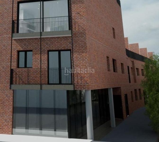 Foto 59acf566-5852-4e0c-99a4-6bd09a140e91. Local comercial despierta el emprendedor en ti en Terrassa