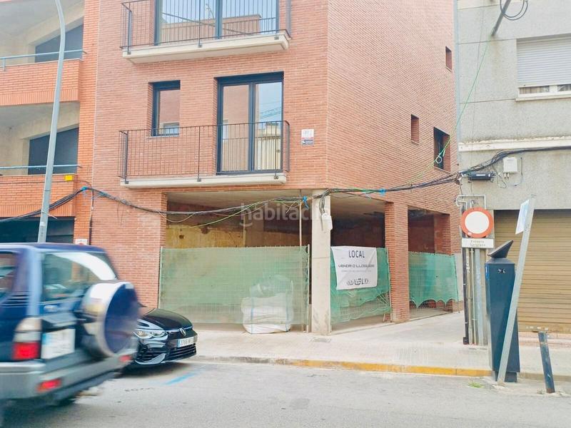 Foto 81ffa448-bd74-430a-a9fd-31d0a2c7926b. Local comercial despierta el emprendedor en ti en Terrassa