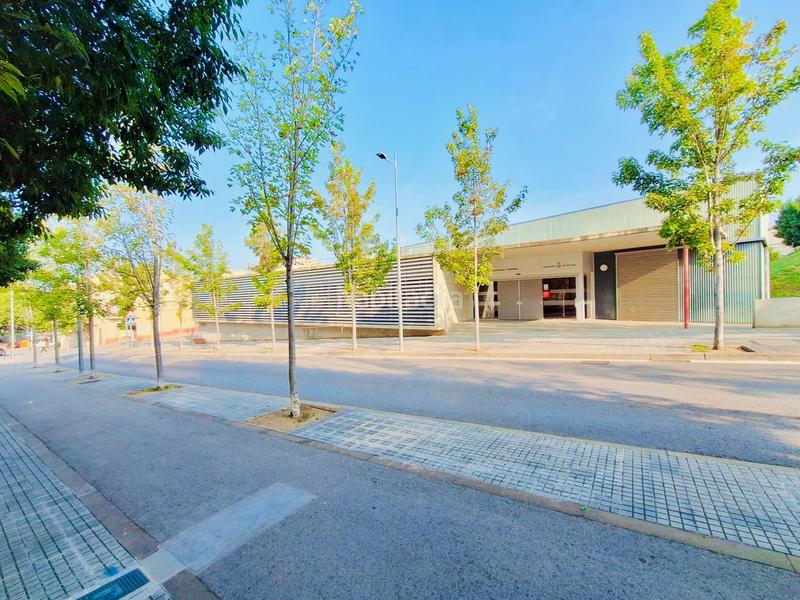 Foto b29bceff-4ed4-421d-826f-edafd54dab02. Local comercial tu negocio de belleza merece un lugar como este en Terrassa