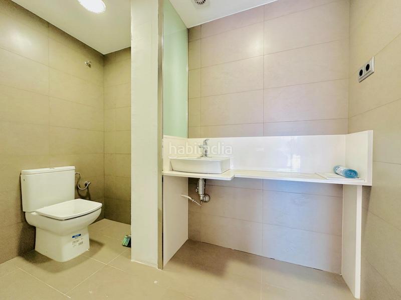 Foto 0851ed2f-cc5f-495c-a613-0f754fb68d64. Local comercial sin reformas. sin excusas. tu negocio puede empezar aquí mañana en Sabadell