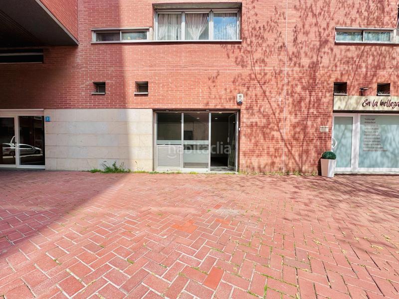 Foto 3a31a77e-6533-423f-be1b-3b27646881b1. Local comercial sin reformas. sin excusas. tu negocio puede empezar aquí mañana en Sabadell