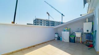 Àtic  Seron, de. Un dúplex que te da espacio dentro y fuera de casa