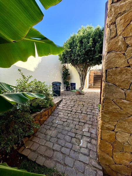 Foto 496da447-a7d3-4703-9b17-2706061f222f. Chalet con camino parcheggio piscina in Sauzal (El)