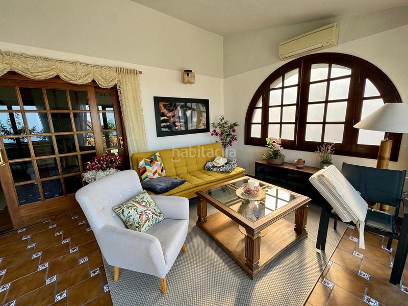 Foto bf1df883-876b-4637-99e5-ec59a14b941f. Chalet con camino parcheggio piscina in Sauzal (El)