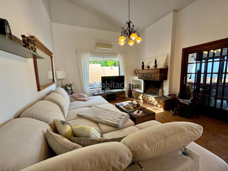 Foto dc54ef40-933e-43c8-9e8b-0eb6c3ca6c00. Chalet con camino parcheggio piscina in Sauzal (El)