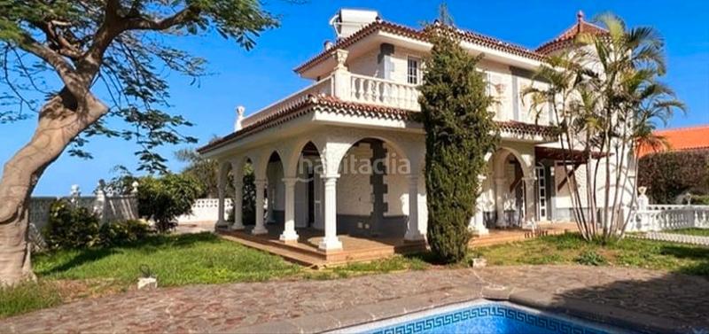 Foto 09383921-c15a-4976-a672-fa9c957e6d5c. Chalet tenerife: exclusive property with teide & sea views en Orotava (La)
