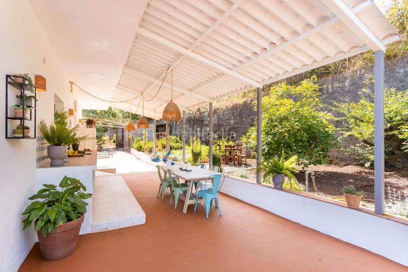Foto 29001724-4b8d-48f4-a823-b4670e8124f2. Chalet north tenerife – unique large finca with avocado groves, sea views and huge potential en Orotava (La)