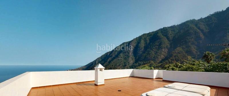 Foto 2a947a6f-7ca2-4a8f-8edc-1292b273e073. Chalet north tenerife – unique large finca with avocado groves, sea views and huge potential en Orotava (La)