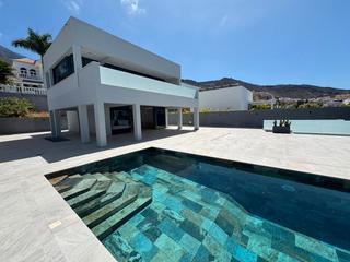 Xalet  Calle galicia. Tenerife south – fantastic modern and luminous new-build villa i