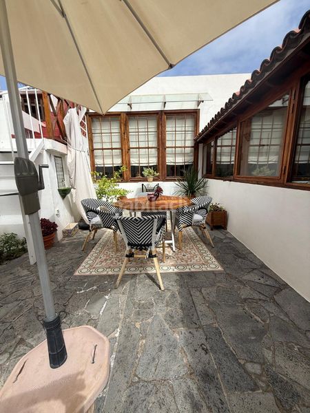 Foto 0cc28796-f81a-4106-8fa5-b8ed6de37e0a. Casa amb aparcament a Garachico