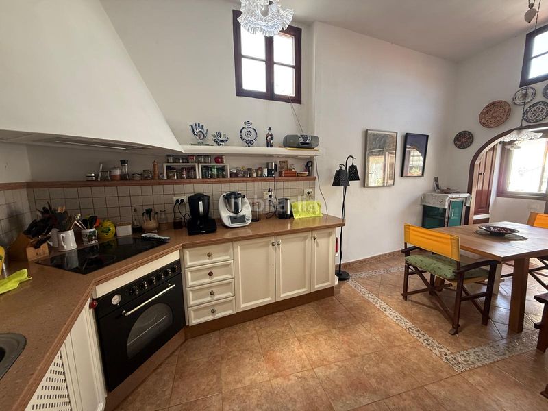 Foto 7f7c3fe8-aab7-4676-b889-08e606ea9b07. Casa amb aparcament a Garachico