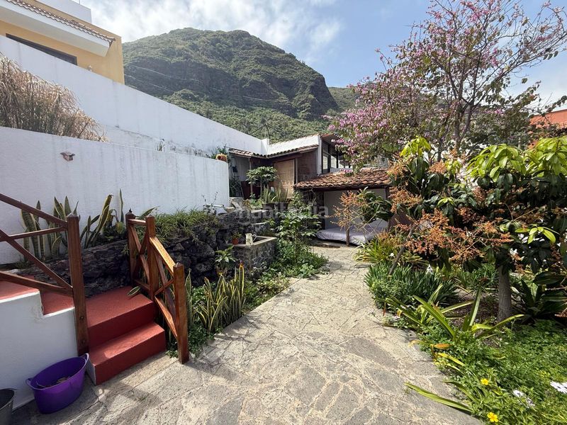 Foto dba2da32-ad50-40bf-afde-3a51d99a7aa5. Casa amb aparcament a Garachico