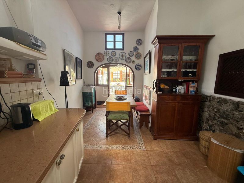 Foto f19f9a72-13d7-4fdb-bc6d-21330822914f. Casa amb aparcament a Garachico