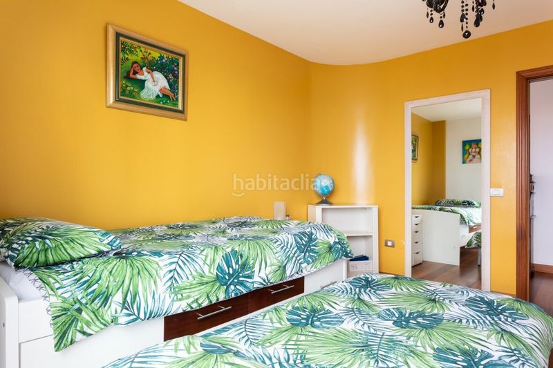 Foto a4bbf04c-78e9-40e2-82bc-5f974a06106a. Casa amb aparcament a Playa Jardín Puerto de la Cruz
