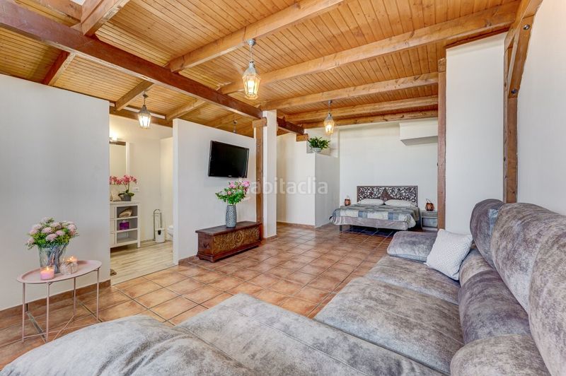 Foto 2d6a3980-cb64-40c7-8d23-32ce13ac46af. Casa amb aparcament a Sauzal (El)