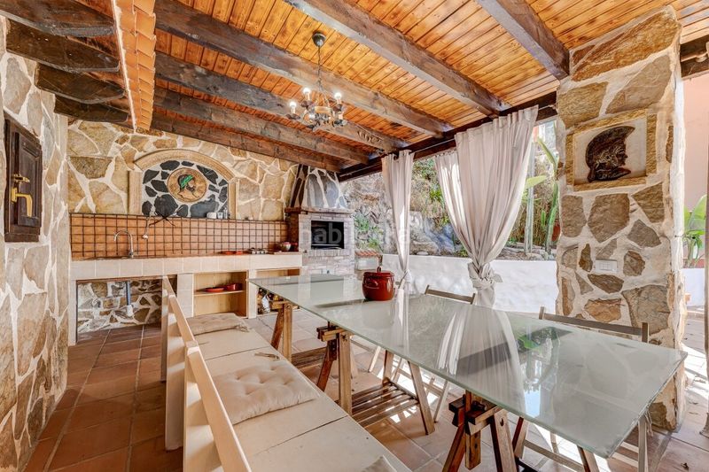 Foto 5a0f3ebb-0b57-4e25-b91d-8bacd1370d0a. Casa amb aparcament a Sauzal (El)