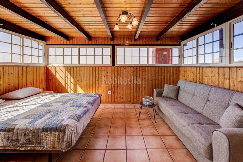 Foto 9b04dd9e-dd3c-4b38-9465-bd93f428fd58. Casa amb aparcament a Sauzal (El)