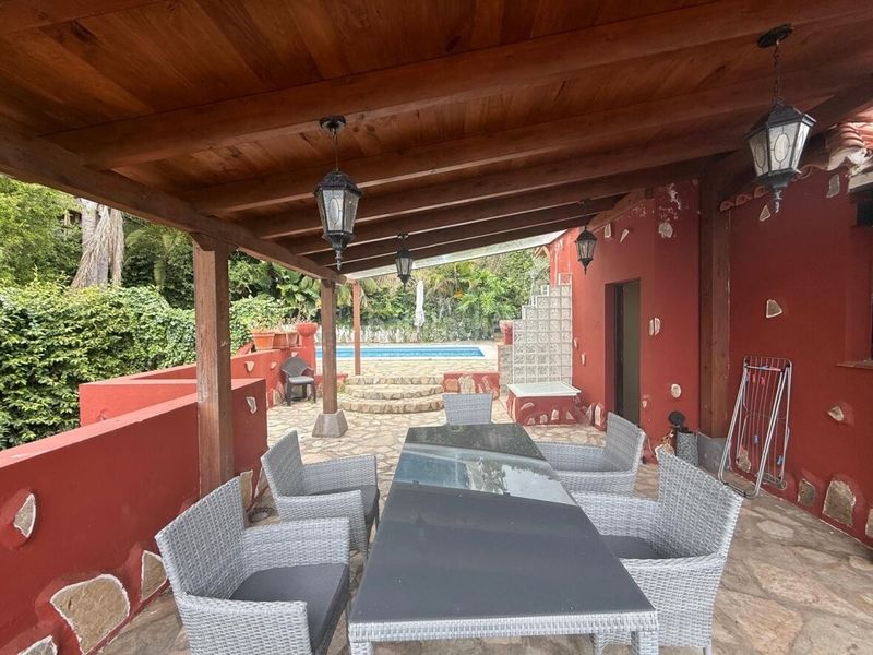 Foto b0883289-31ce-47a8-9e76-6cfca90b6392. Casa amb aparcament a Sauzal (El)