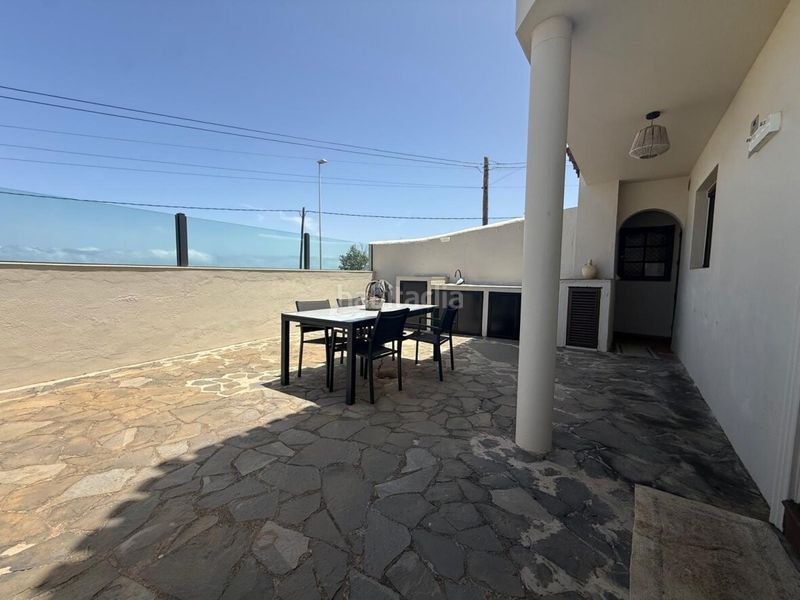 Foto 6cd62873-4eb6-4643-8975-c9f4d0bd04d1. Casa amb aparcament a Centro Orotava (La)