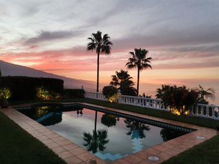 Haus in Santa Úrsula Pueblo. Tenerife villa exclusiva con espectaculares vistas al atlántico