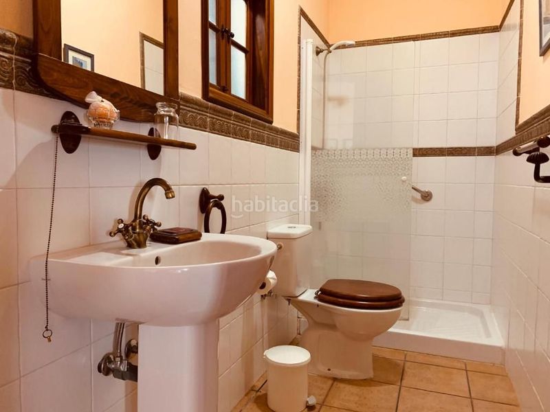 Foto a4557569-8a8d-4108-90fb-92d59b61d705. Masia amb aparcament piscina a Puntallana
