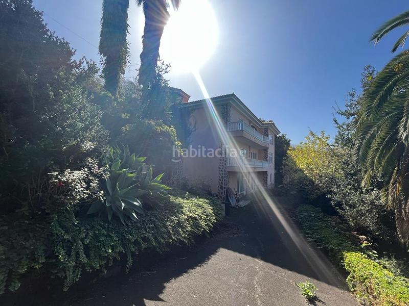 Foto 402f51b8-5cd9-4a2d-a360-3a37e9f01d89. Chalet mit parking pool in La Perdoma - San Antonio - Benijos Orotava (La)